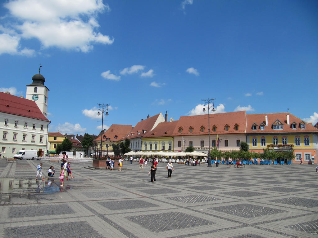 Mycontinental Sibiu Hotel Exterior foto